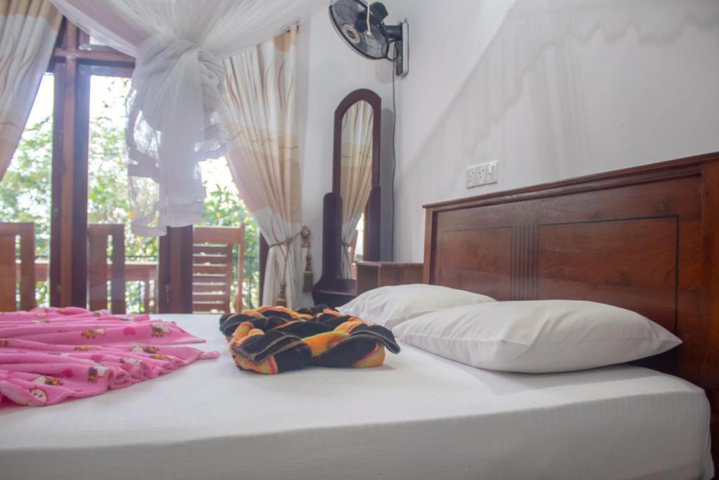Amado Homestay Ella Exteriér fotografie